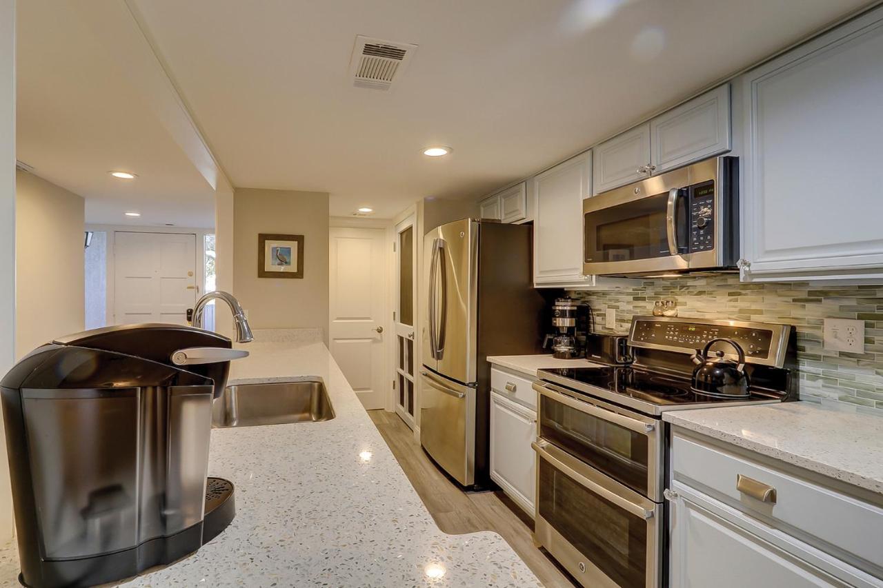 Luxury Updated New Kitchen New Floors, New Tvs, Bikes & Beach Gear Included Pulau Hilton Head Luaran gambar