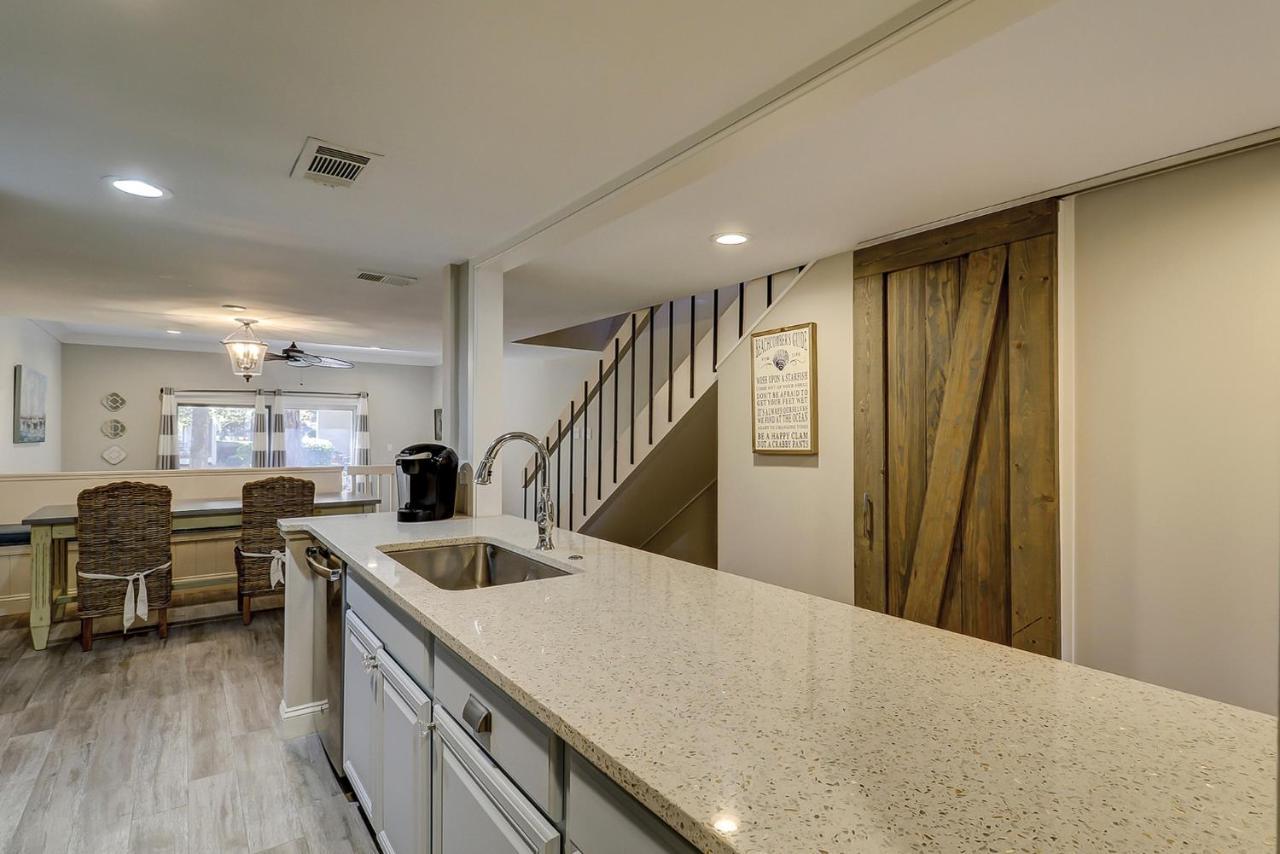 Luxury Updated New Kitchen New Floors, New Tvs, Bikes & Beach Gear Included Pulau Hilton Head Luaran gambar